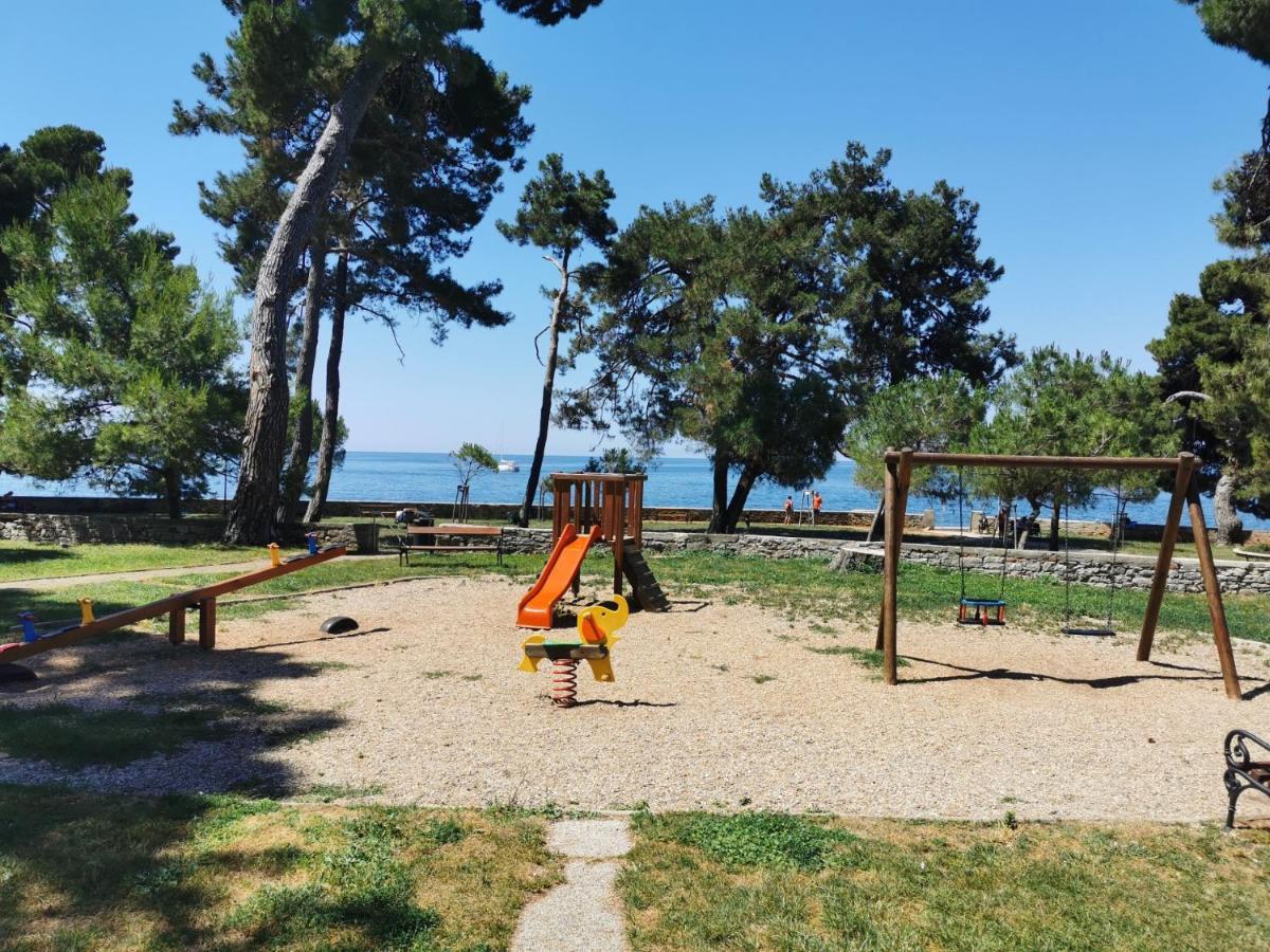Lora Deluxe Superior 5 Star Apartment, Your Piece Of Heaven By The Sea & Park With Sea & Park View Novigrad Istria Eksteriør billede