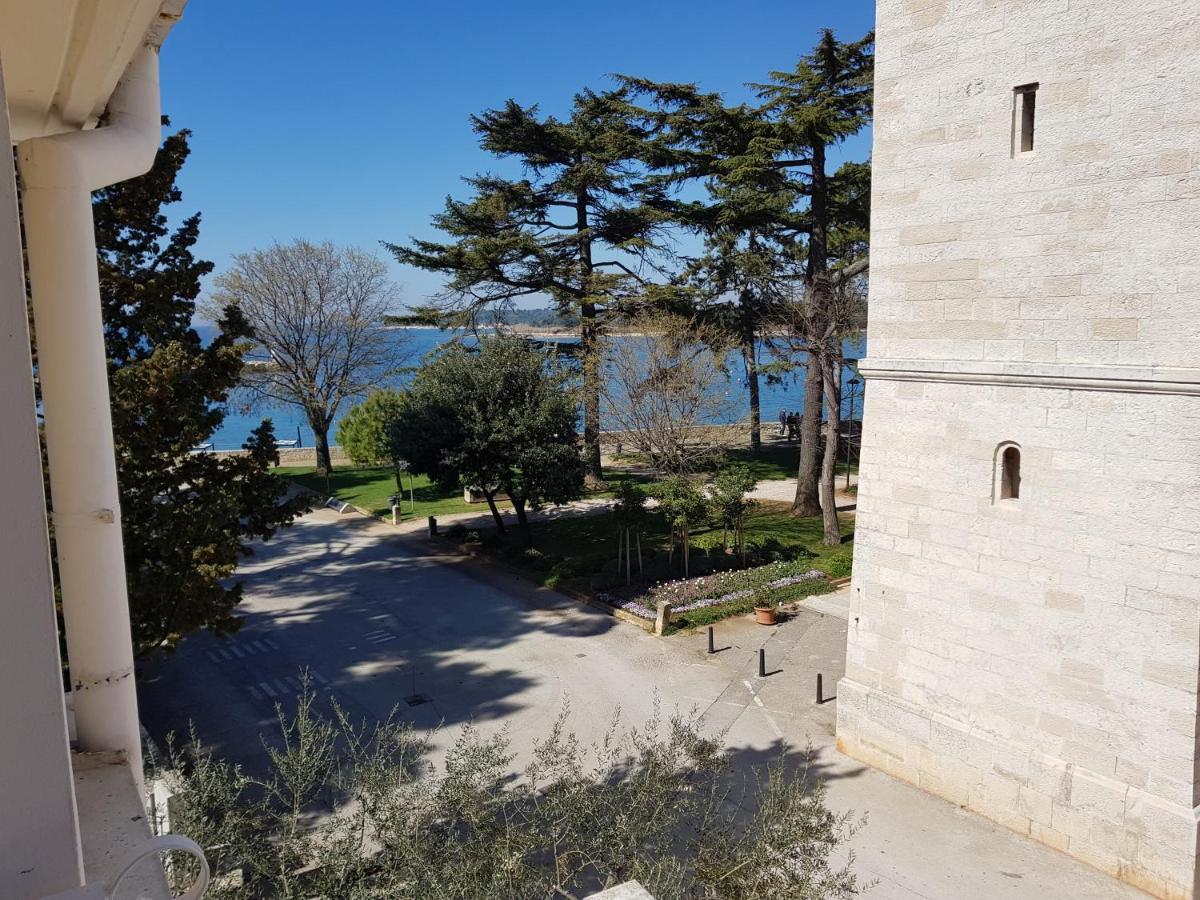 Lora Deluxe Superior 5 Star Apartment, Your Piece Of Heaven By The Sea & Park With Sea & Park View Novigrad Istria Eksteriør billede